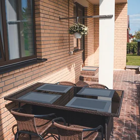 Garden View Apartment Cesis Exterior photo